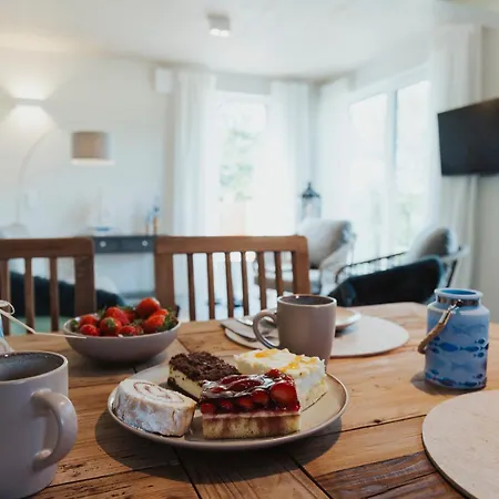 Holiday home Doppelhaushaelfte *